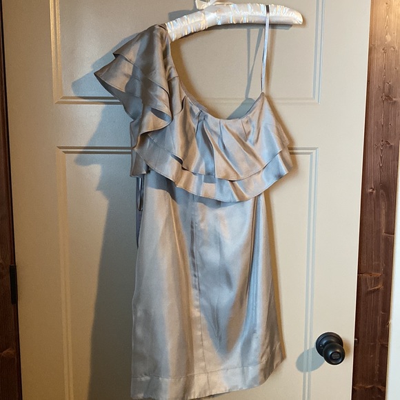 Banana Republic silk dress - Picture 5 of 8